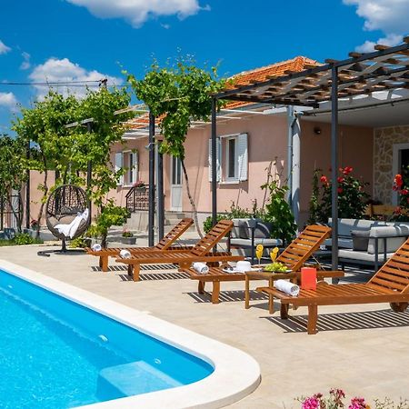 מרינה Villa Terra With Heated Pool מראה חיצוני תמונה